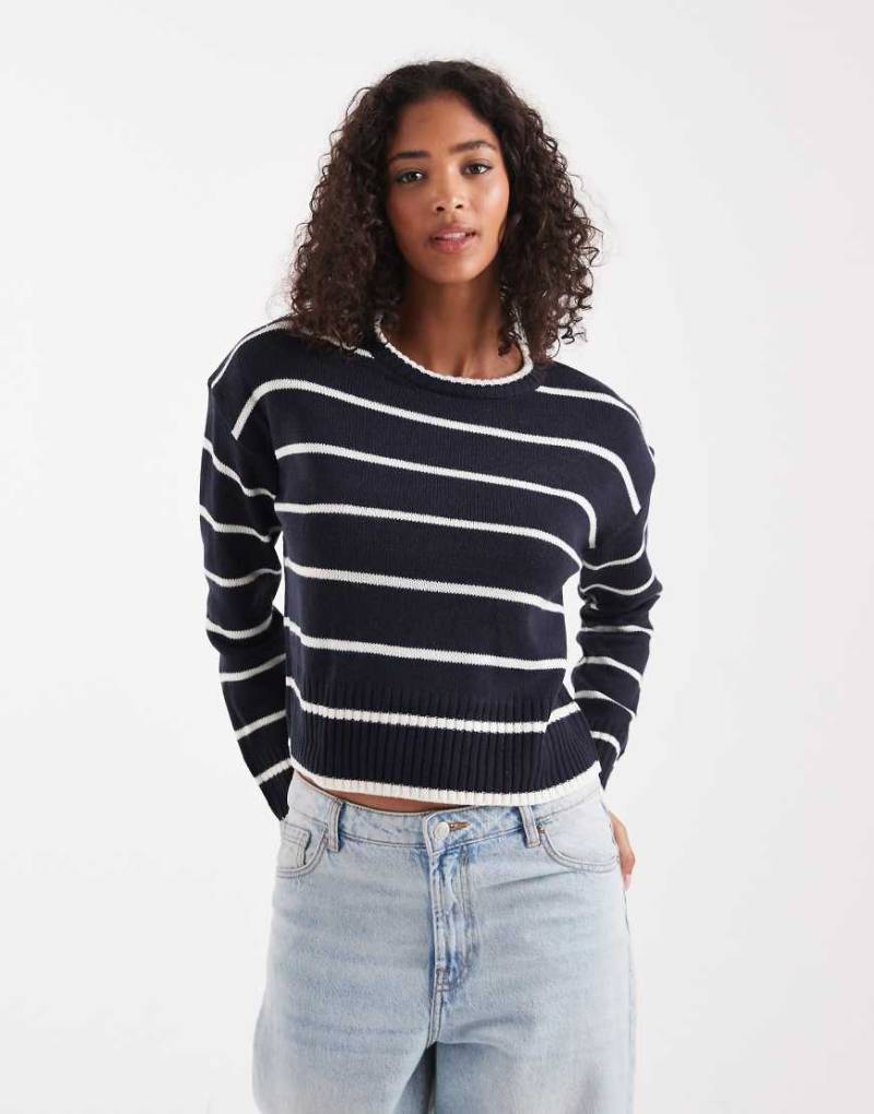 Brave Soul - Strickpullover in Marineblau und Weiß gestreift mit Rundhalsausschnitt von Brave Soul