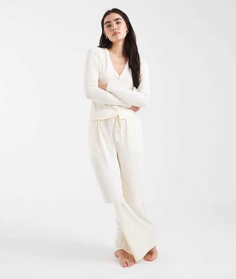 Brave Soul - Superweicher Pyjama in Creme mit Knopfleiste-Weiß von Brave Soul