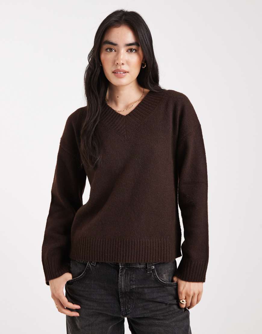 Brave Soul - Weicher Pullover in Braun mit V-Ausschnitt-Brown von Brave Soul