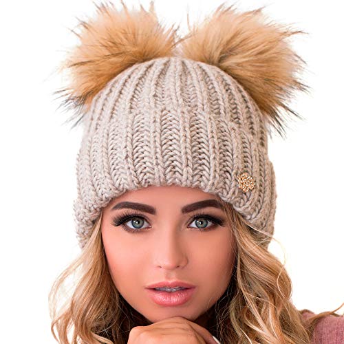 niceacsrise Braxton Beanie für Damen, 2 Bommeln, Zopfmuster, warme Fleece-Mütze, Wolle, Schnee-Manschette, braune Skimütze, Heller Kaffee, Einheitsgröße von niceacsrise