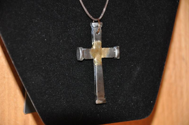 Nagel Kreuz Halskette Rustikal Handarbeit Nagel Kreuz Halskette Rustikal Handarbeit von BrazingTheWay