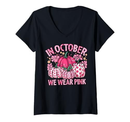 Damen Im Oktober tragen wir rosa Kürbis Brustkrebs Halloween T-Shirt mit V-Ausschnitt Damen Im Oktober tragen wir rosa Kürbis Brustkrebs Halloween T-Shirt mit V-Ausschnitt von Breast Cancer Awareness Shirts