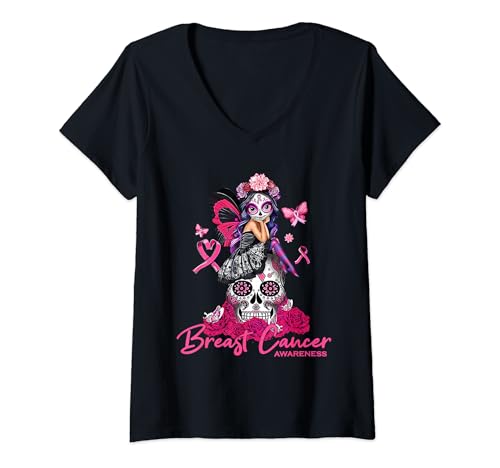 Damen Im Oktober tragen wir Pink Fairy Sugar Skull Brustkrebs T-Shirt mit V-Ausschnitt Damen Im Oktober tragen wir Pink Fairy Sugar Skull Brustkrebs T-Shirt mit V-Ausschnitt von Breast Cancer Awareness