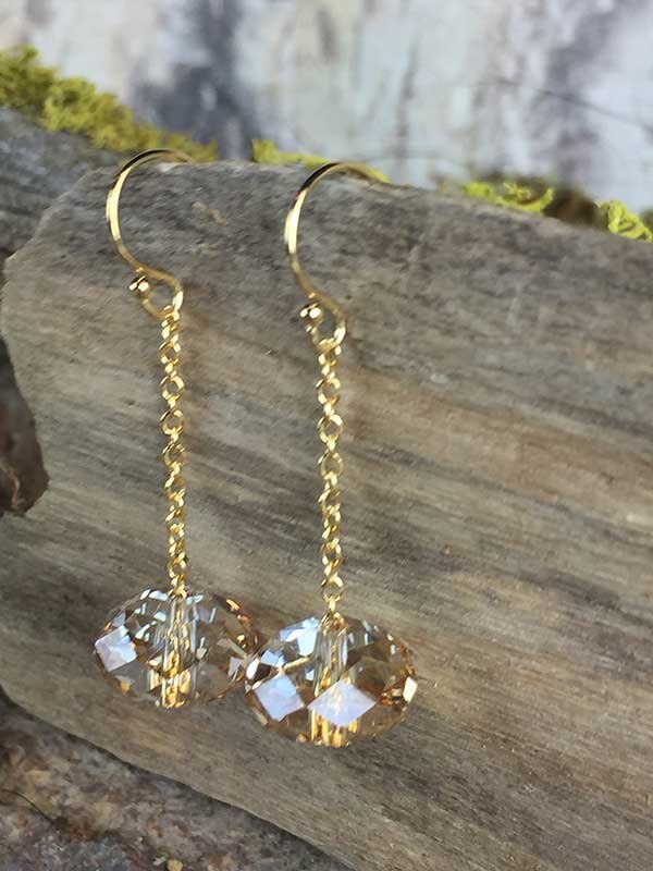 Leichte Amber Rondel Kette Drop Ohrringe/1 1/2", Gold-Filled Drähte & Kette, Glas Rondels, Handgefertigt Leichte Amber Rondel Kette Drop Ohrringe/1 1/2", Gold-Filled Drähte & Kette, Glas Rondels, Handgefertigt von Breenadorn