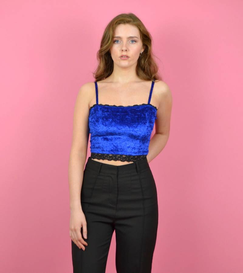 Handgemachte Royal Blau Samt Spitze Träger Top von Breezita