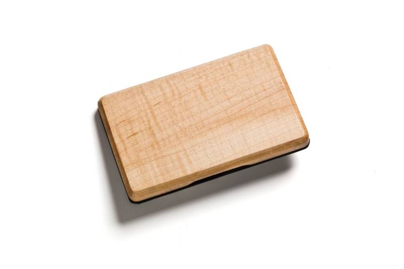 Woody - Ahorn Visitenkartenhalter Woody - Ahorn Visitenkartenhalter von BreggaCo