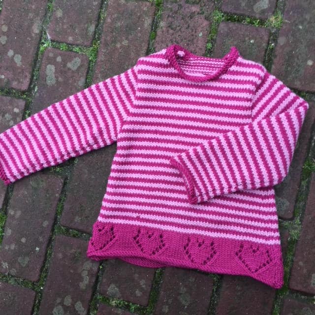 Mädchentrikot Mit Ajourhartjes von Breicreaties