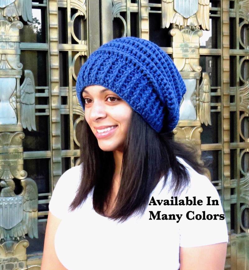 Gehäkelte Slouchy Hat, Tam Hut, Blaue Gerippt, Bienenstock Farbe Ist Kolonialblau Gehäkelte Slouchy Hat, Tam Hut, Blaue Gerippt, Bienenstock Farbe Ist Kolonialblau von BrendaLizBoutique