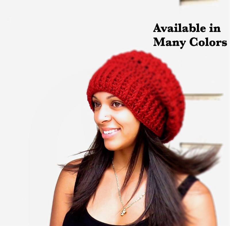 Gehäkelte Slouchy Hut, Übergroße Slouchy, Tam Häkelmütze, Farbe Ist Cranberry Gehäkelte Slouchy Hut, Übergroße Slouchy, Tam Häkelmütze, Farbe Ist Cranberry von BrendaLizBoutique