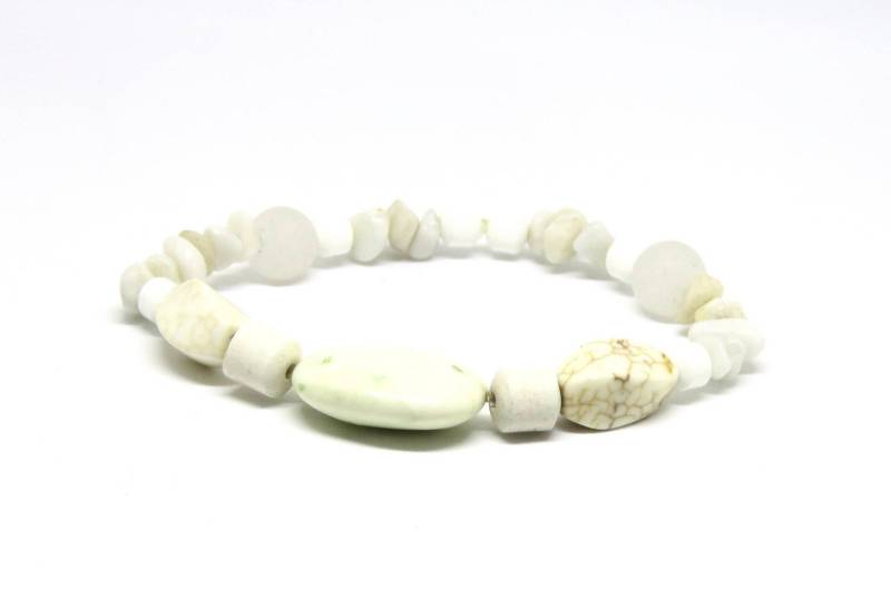 Steine, Verstellbare Armband, Weiße Steine Blb 41 von BrendaLizBoutique