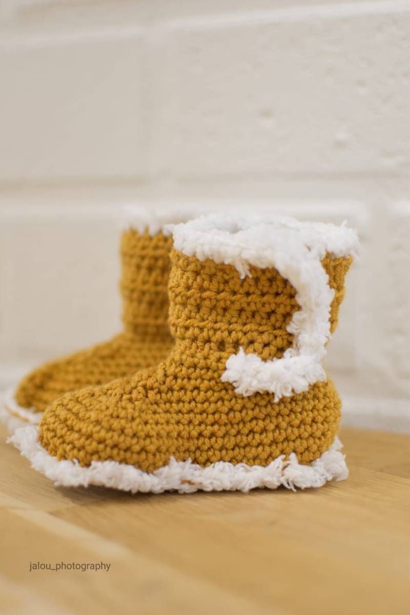 Woollen Baby Uggies Woollen Baby Uggies von Brennieshaakwerk