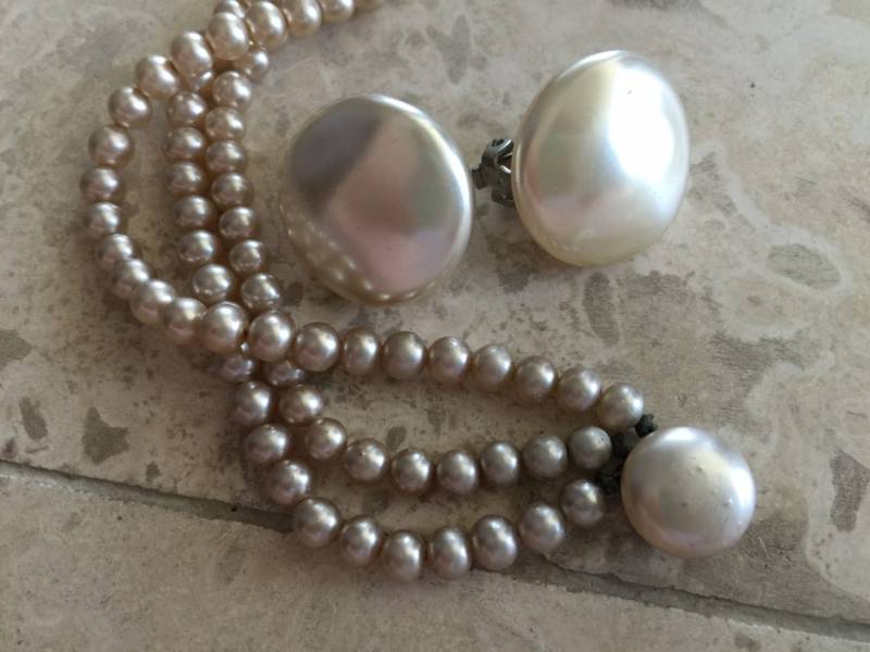 Vintage Perle Armband Und Ohrringe Set Glas Barocke Gepunziert Japan Champaign Downton Abbey Glühen Braut Vintage Perle Armband Und Ohrringe Set Glas Barocke Gepunziert Japan Champaign Downton Abbey Glühen Braut von BrensAttic