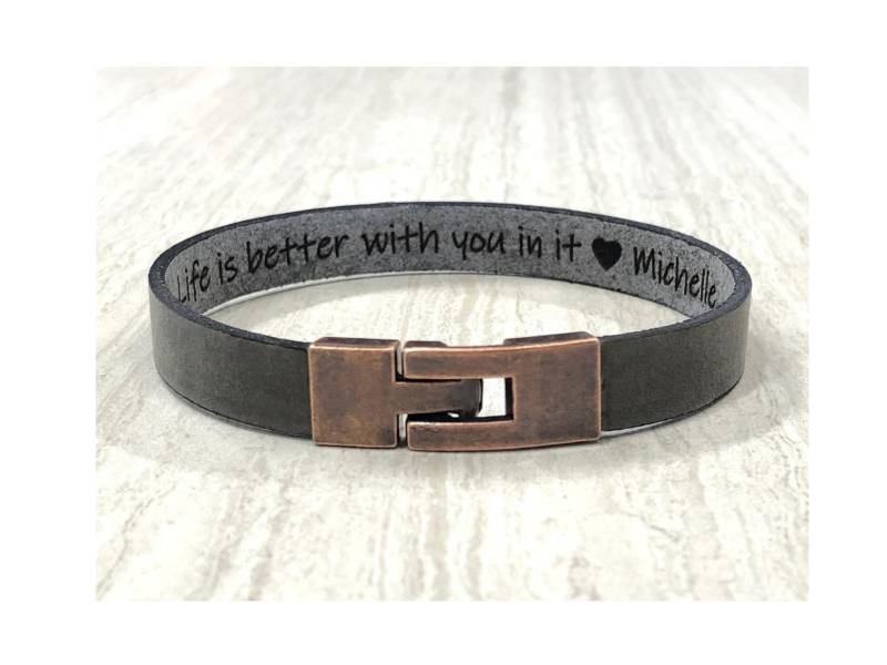 Herren Armband Personalisiertes Geschenk Für Ihn Gravierte Leder Freundschaft Schmuck Jahrestagsgeschenk Herren Armband Personalisiertes Geschenk Für Ihn Gravierte Leder Freundschaft Schmuck Jahrestagsgeschenk von Bricelets