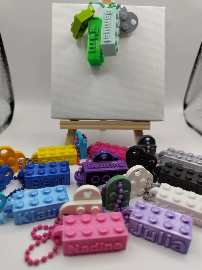 Individuell Gestaltbarer Schlüsselanhänger Mit Lego-Herz Und Klemmbaustein Wunschname Aus Dem 3D Drucker von BrickupyourLife