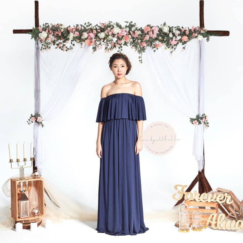 Bb Acadia in Navy Blue 2-Wege-Weg Aus Der Schulter Bodenlangen Cabrio Boho Brautjungfer Maxi Kleid Hochzeit Abendkleid von Bridgettbe11e
