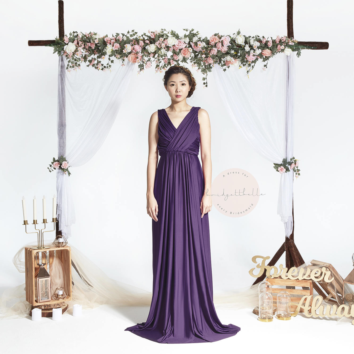 Bb Blair in Aubergine Dunkel Lila V-Ausschnitt Drapieren Bodenlangen Boho Brautjungfer Maxikleid Hochzeit Abendkleid Bb Blair in Aubergine Dunkel Lila V-Ausschnitt Drapieren Bodenlangen Boho Brautjungfer Maxikleid Hochzeit Abendkleid von Bridgettbe11e