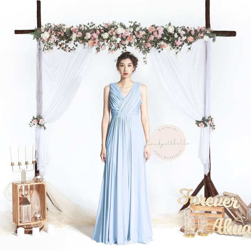 Bb Blair in Powder Blue V-Ausschnitt Drapieren Bodenlange Boho Brautjungfer Maxikleid Hochzeit Abendkleid von Bridgettbe11e