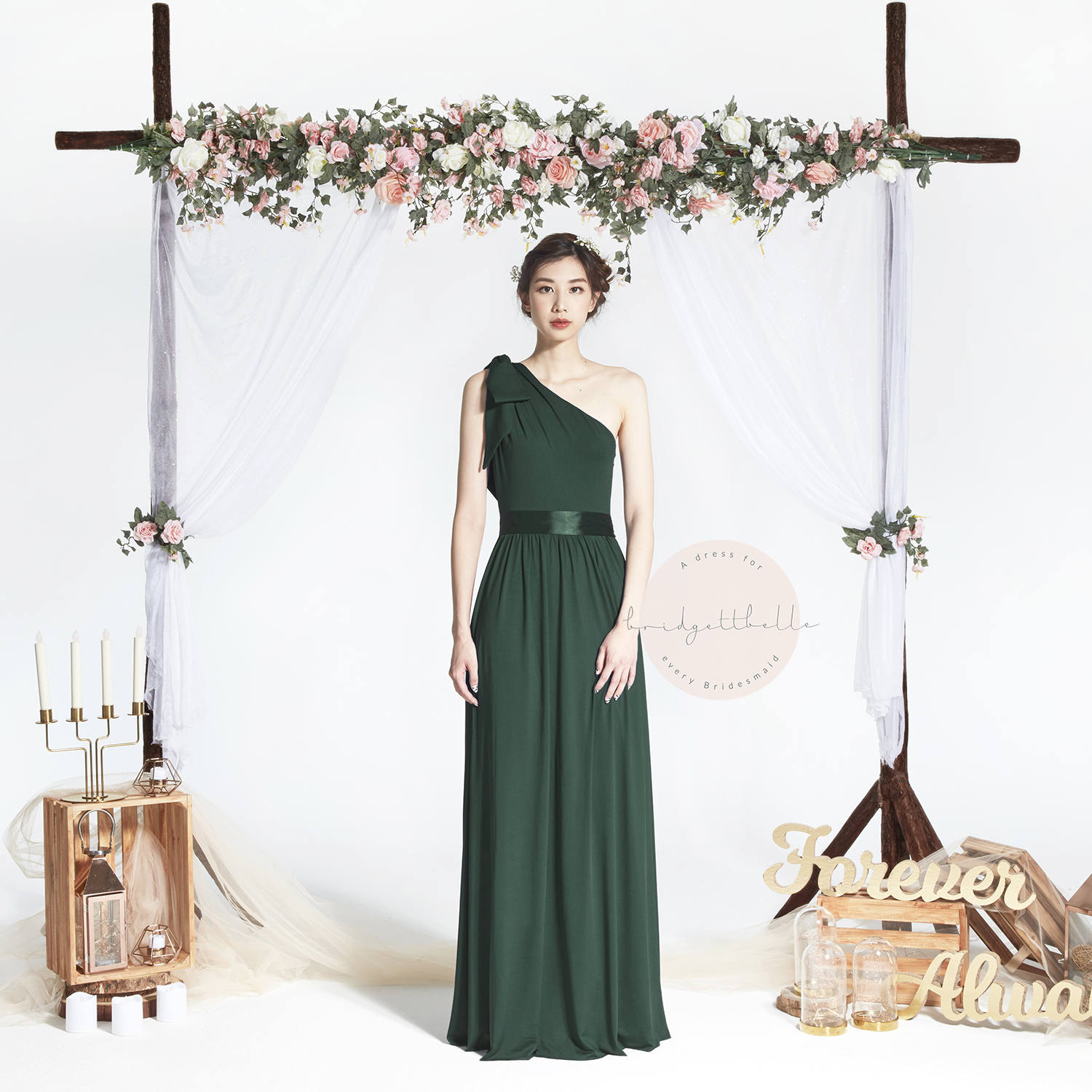 Bb Daeva in Waldgrün Eine Schulter Toga Bodenlange Boho Brautjungfer Maxi Kleid Hochzeit Abendkleid Bb Daeva in Waldgrün Eine Schulter Toga Bodenlange Boho Brautjungfer Maxi Kleid Hochzeit Abendkleid von Bridgettbe11e