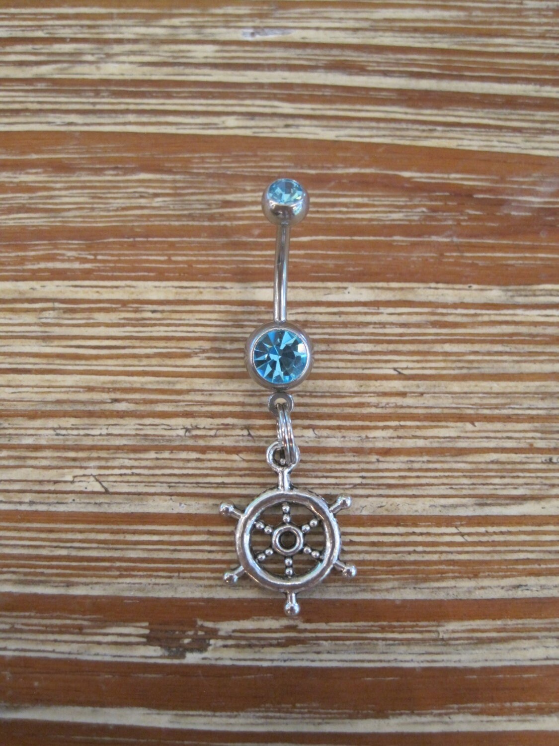 Bauchnabel Ring - Körper Schmuck Schiffe Rad Mit Doppel Lt. Blau Edelstein Bauchnabel Ring - Körper Schmuck Schiffe Rad Mit Doppel Lt. Blau Edelstein von BriellesJewels
