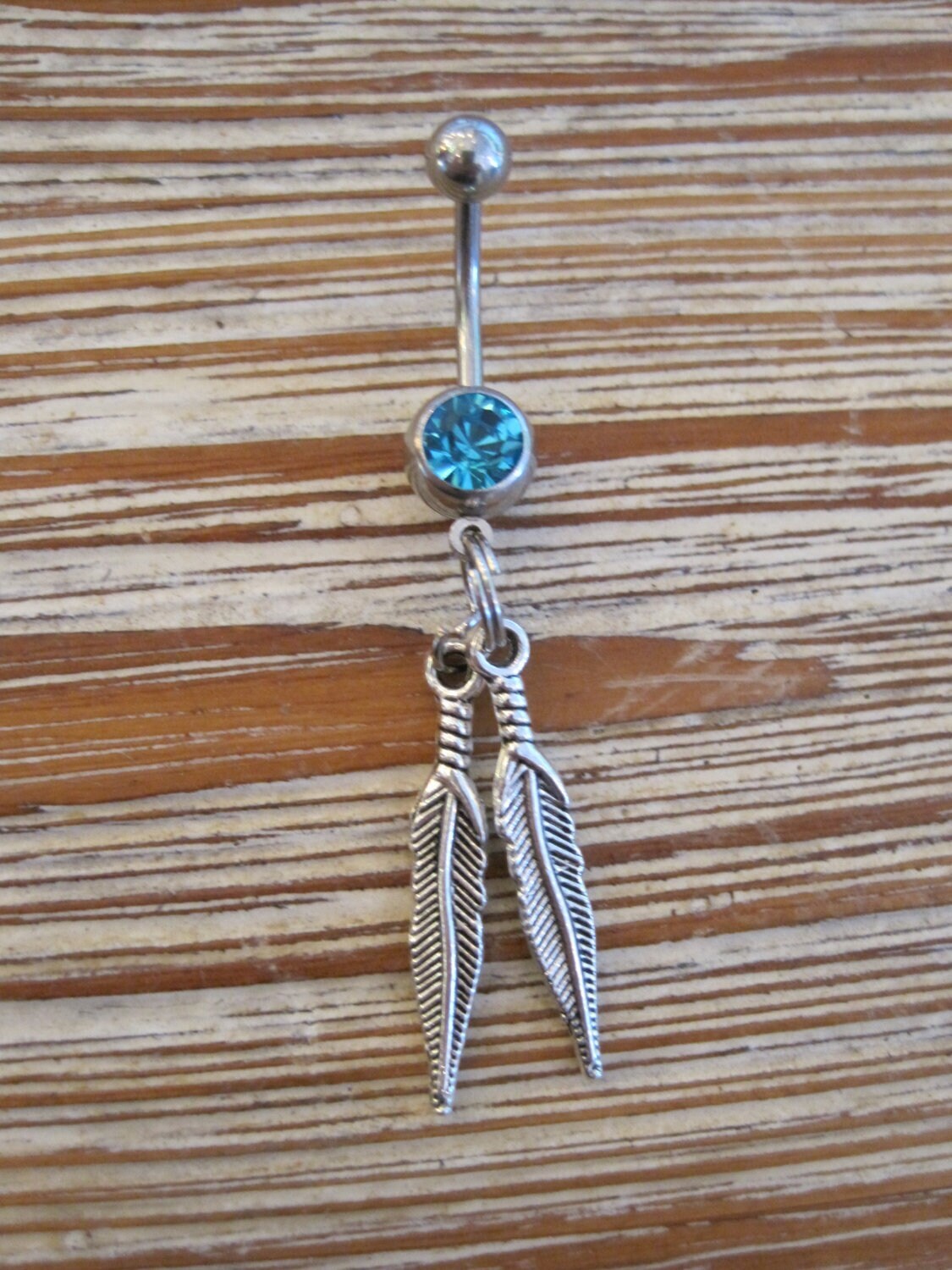 Bauchnabel Ring - Körperschmuck Federn Mit Lt. Blauem Edelstein-Bauchnabel Bauchnabel Ring - Körperschmuck Federn Mit Lt. Blauem Edelstein-Bauchnabel von BriellesJewels