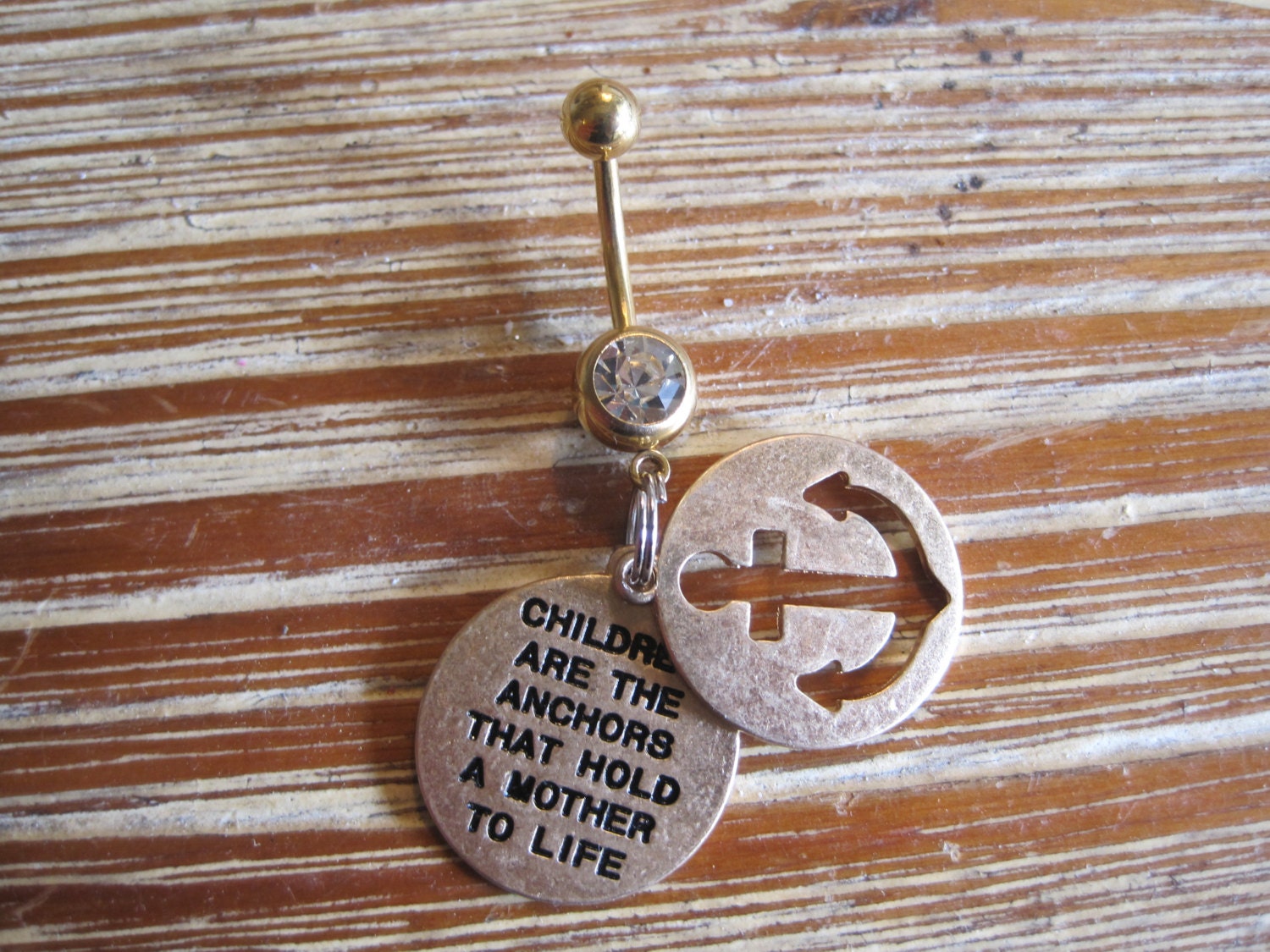 Bauchnabel Ring - Körperschmuck Gold Anker Medaillon Mit Sentiment Und Klarem Stein Bauchnabel Ring - Körperschmuck Gold Anker Medaillon Mit Sentiment Und Klarem Stein von BriellesJewels