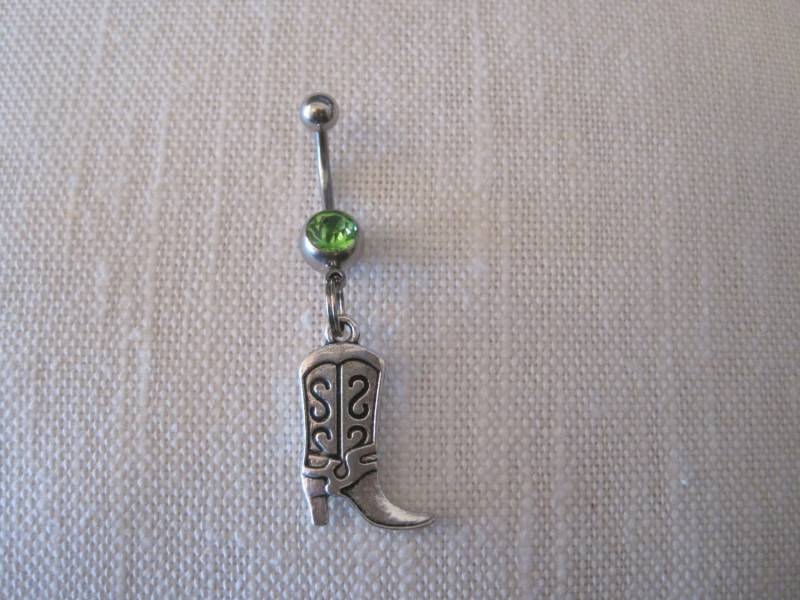 Bauchnabel Ring - Körperschmuck Silber Cowgirl Mit Grünem Edelstein von BriellesJewels