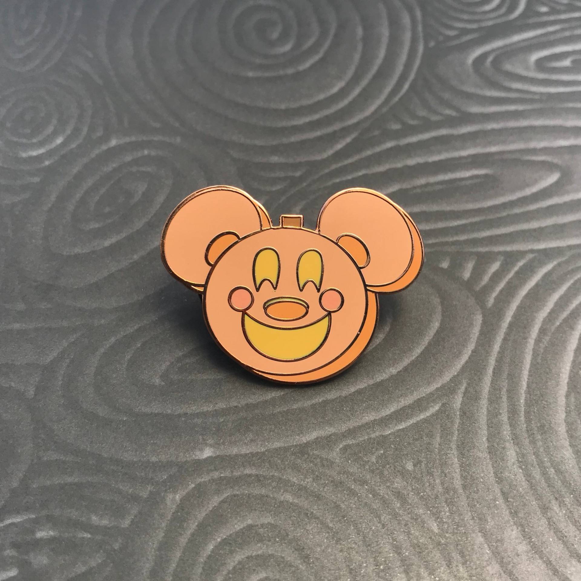 Halloween Kürbis Jack O Lantern Maus Kopf Hard Emaille Pin von BrightSunsCo