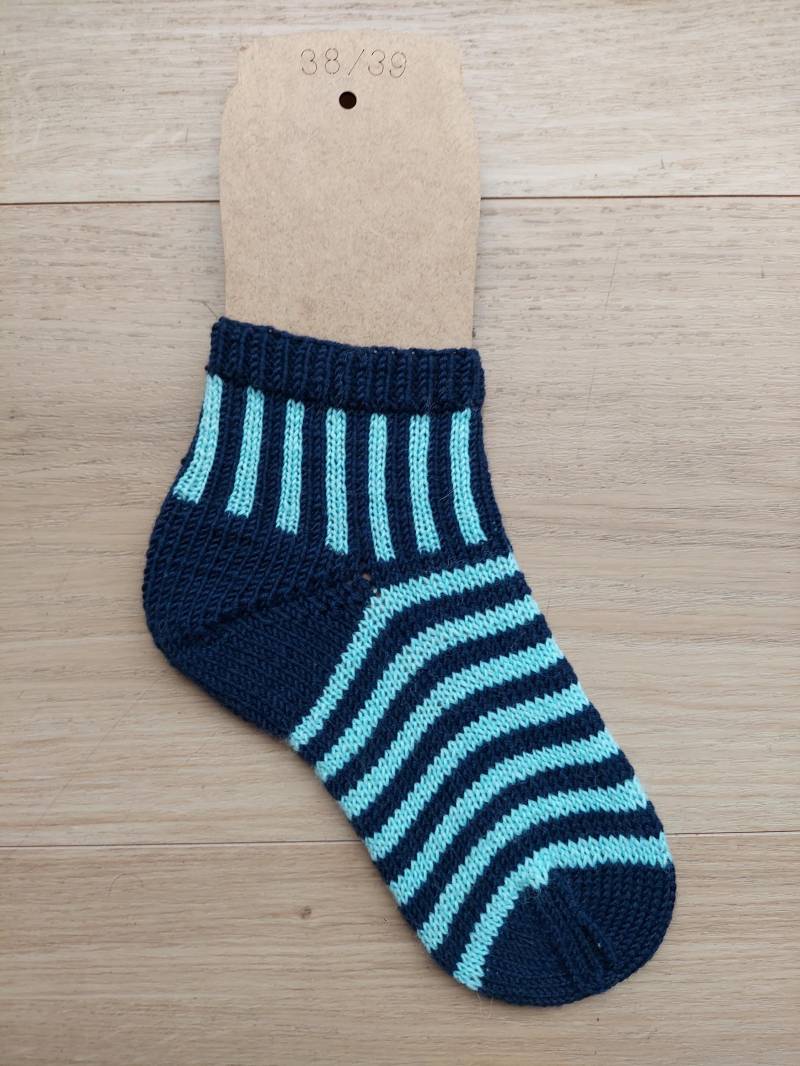 stricksocken Wollsocken Gr. 38/39 von BrightsideKnitting