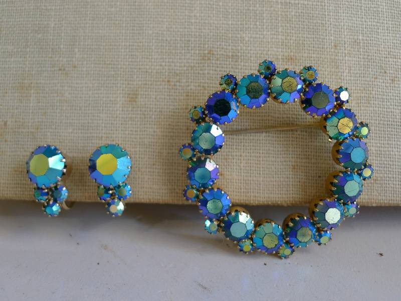 Blau Grün Strass Kreis Brosche Und Ohrringe Set [Mv] von BrightwoodLane