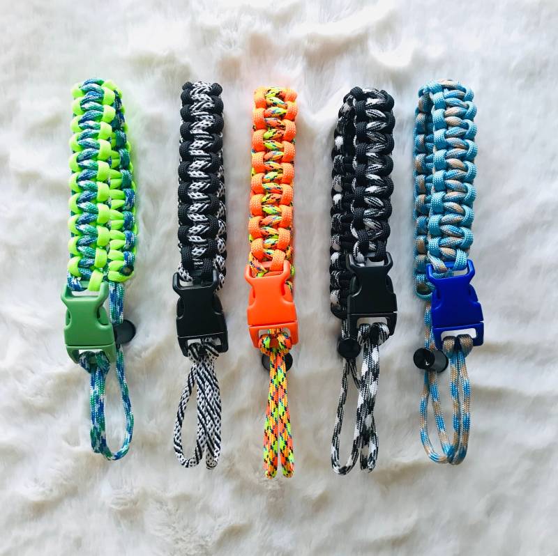 Paracord Universeller Griff Für Wasserflaschen von BrigsSandP