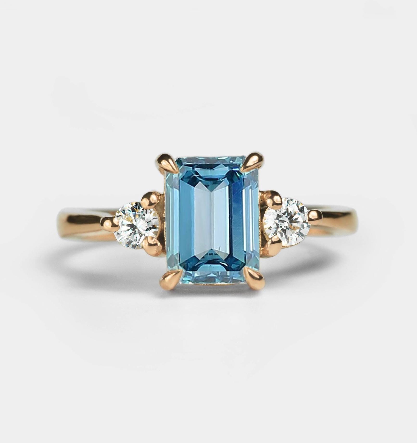 Aquamarin Und Diamant Drei Steine Verlobungsring | Smaragd Geschnitten Art Deco Ring Zierliche Multi-Stein-Ring| Braut Versprechen von BrilliantRings