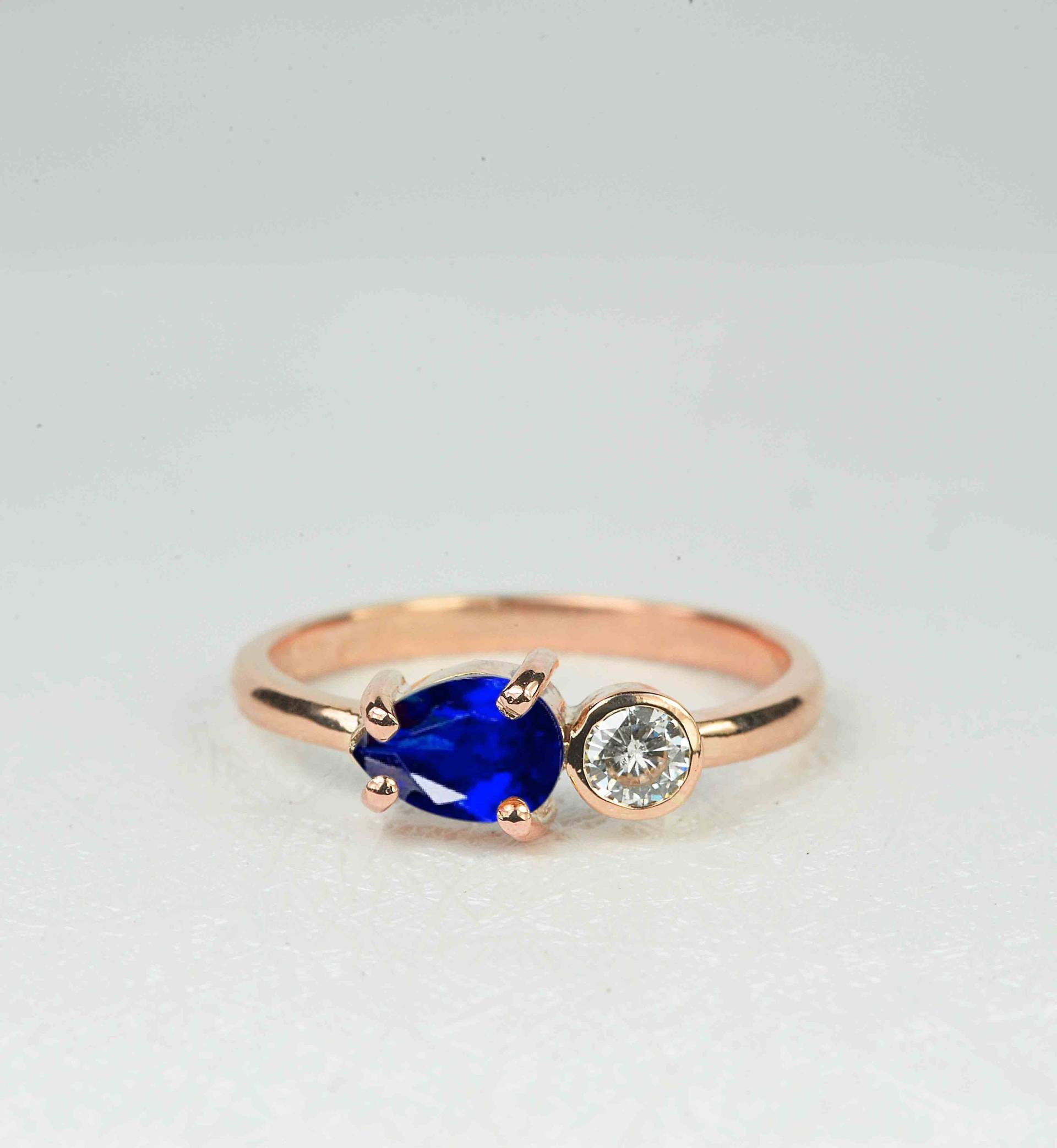 Blauer Saphir Und Diamant Verlobungsring | Art Deco Ring Vintage Inspirierter Handgefertigter in 9K/14K/18K Roségold von BrilliantRings