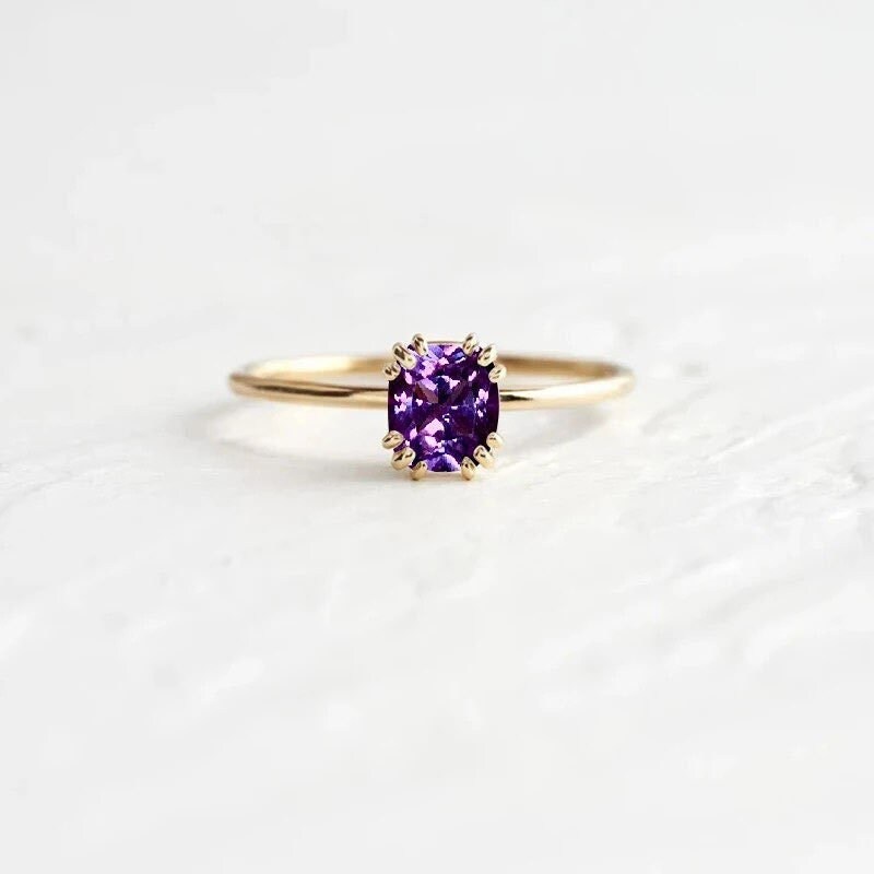 Kissenschnitt Alexandrit Saphir Art Deco Ring | Einzigartiger Braut Versprechen Zierliche 9K/14K/18K Roségold Für Sie von BrilliantRings