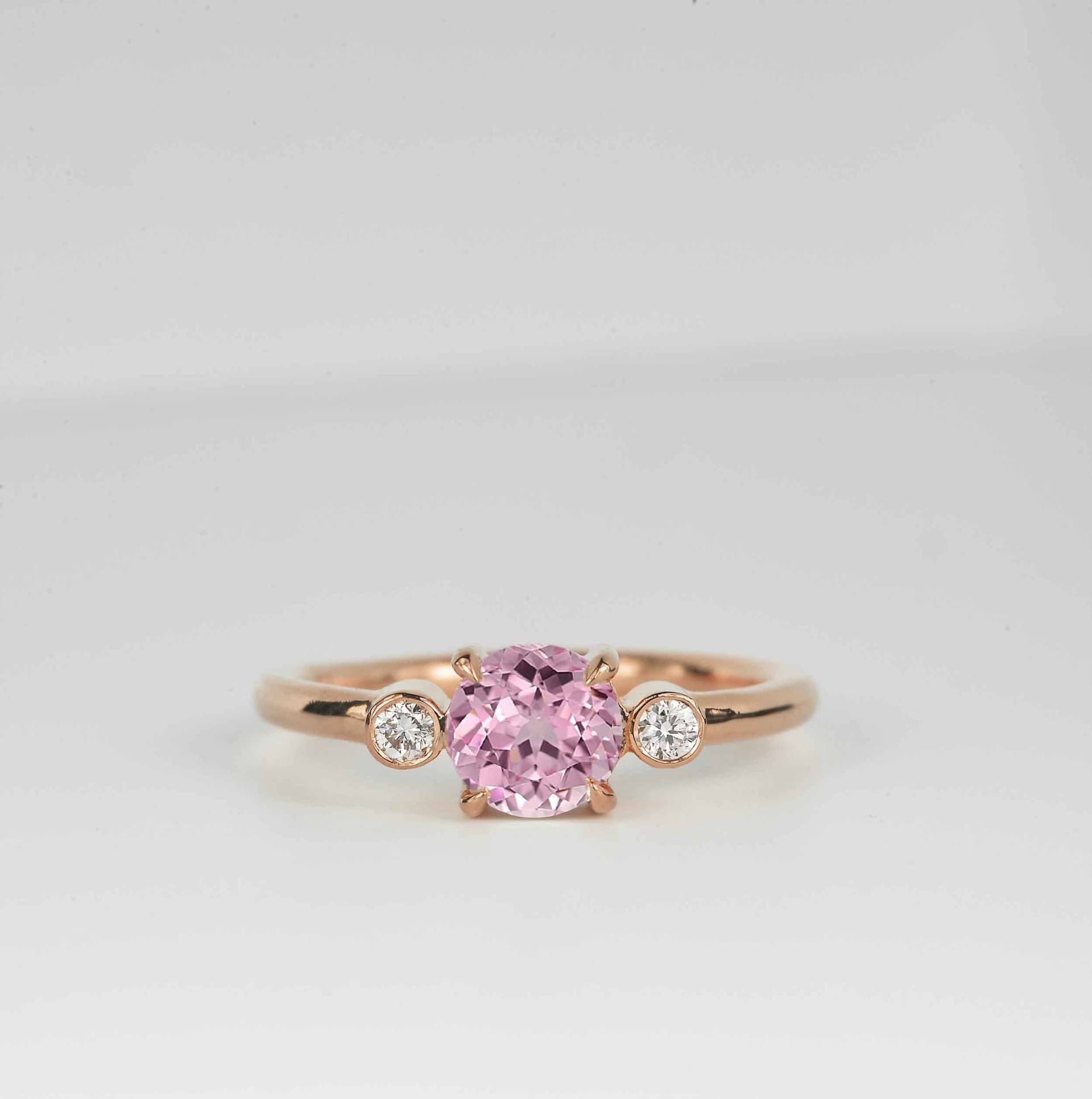 Leichte Rosa Saphir Verlobungsring | Zierliche Jahrestag Ring Runde Diamant Versprechen Art-Deco-Ring Luxus Einzigartige von BrilliantRings