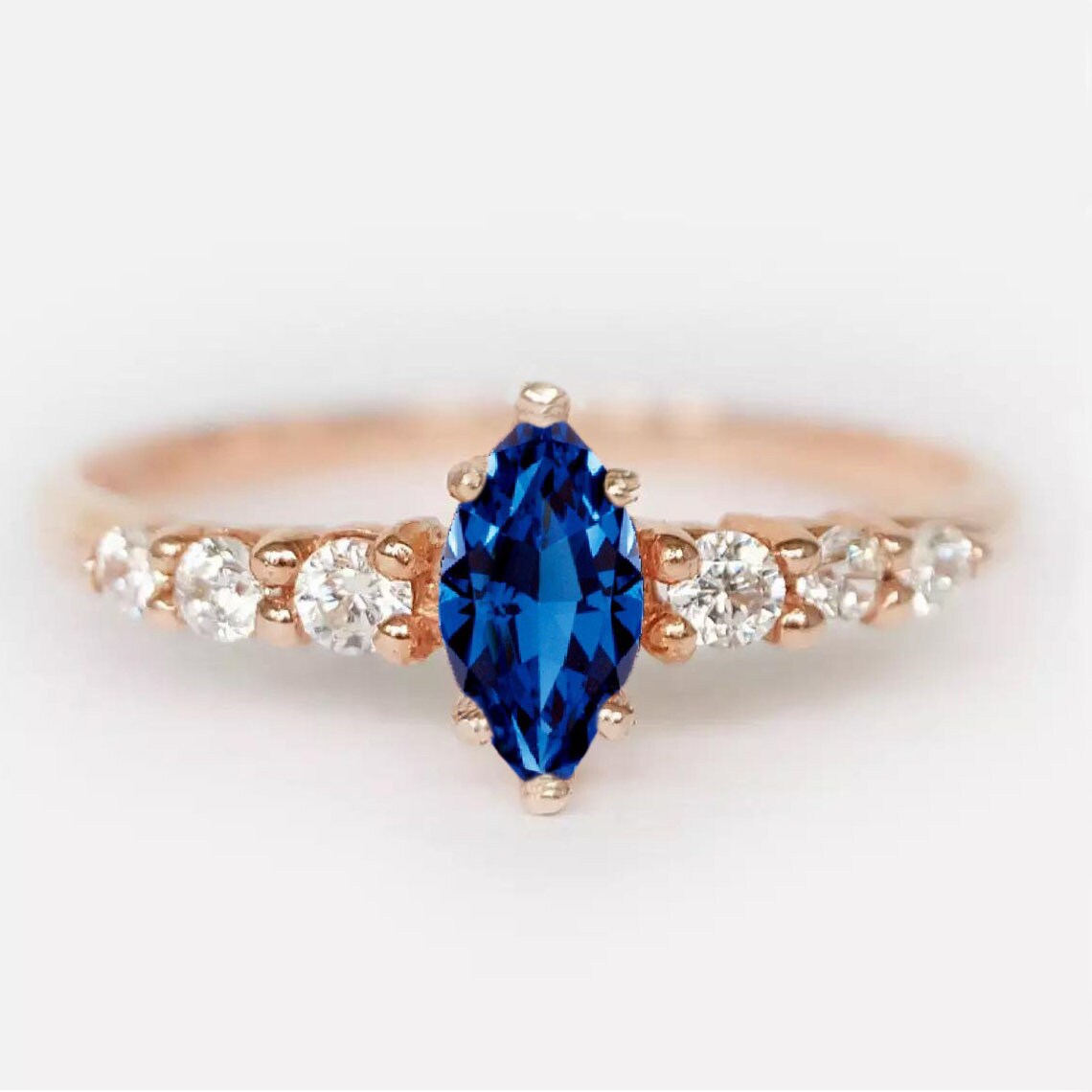 Marquise Mittelblauer Saphir Zierliche Verlobungsring | Einzigartiger Braut Versprechen Art Deco Ring Massiver Rosegold Hochzeits - Und Jubiläumsring von BrilliantRings