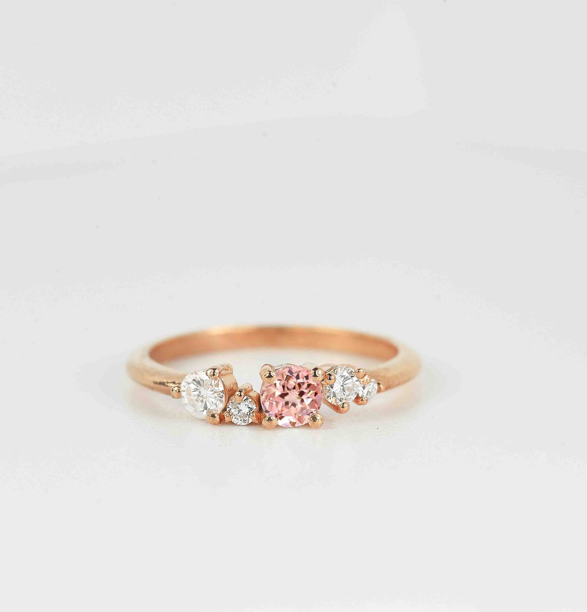 Pfirsich Saphir Und Diamant Verlobungsring | Celebrity Ring Multi-stein Vintage Inspirierter Roségold von BrilliantRings