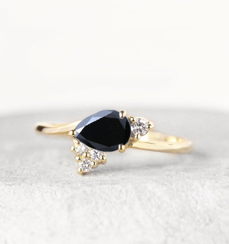 Schwarzer Diamant Art Deco Verlobungsring | Birne Schwarz Zierliche Ring Vintage Inspiriert in 9K/14K/18 K Gelbgold von BrilliantRings