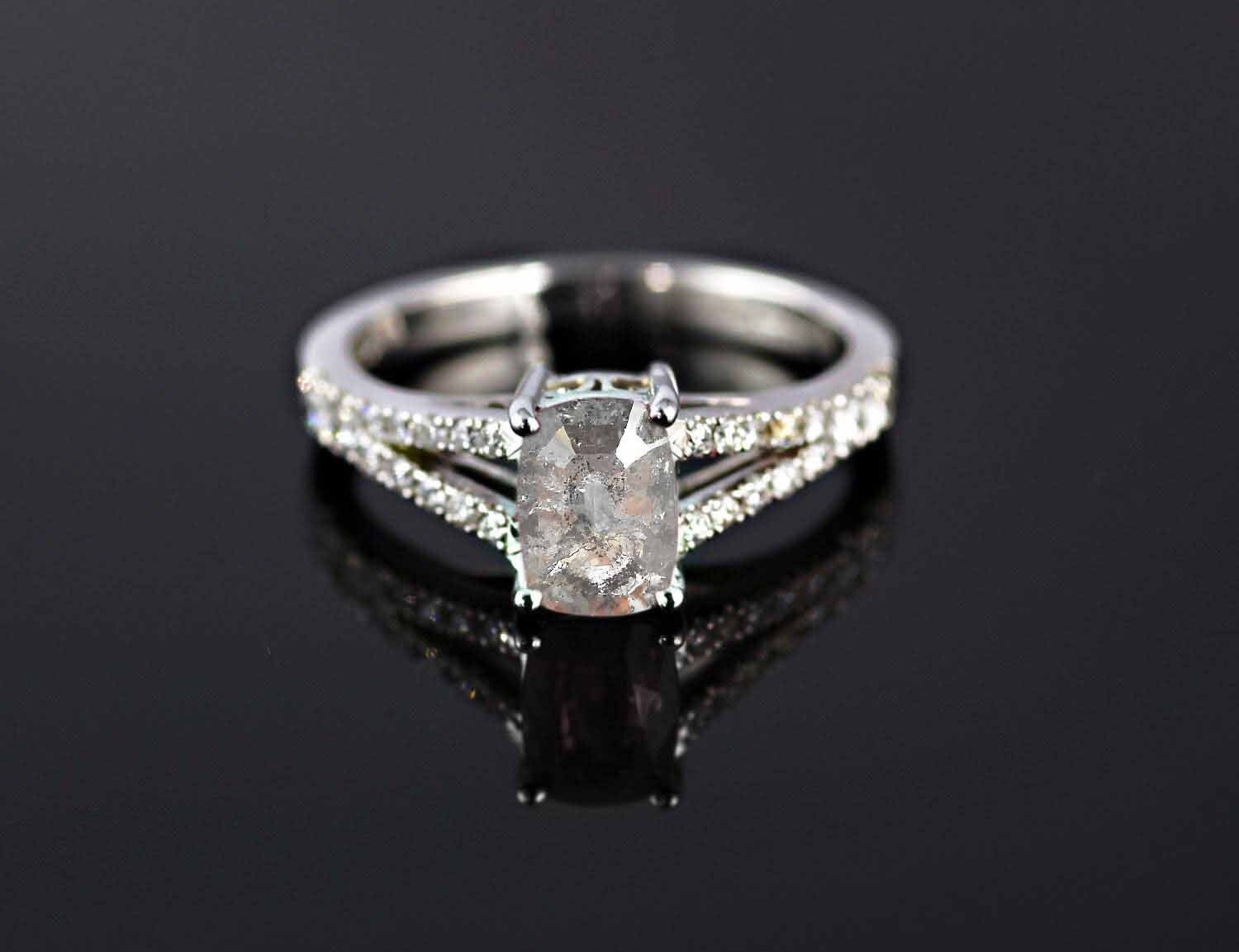 Smaragdschliff Salz Und Pfeffer Diamant Zierliche Ring | Art Deco Verlobungsring Ring in 9K/14K/18K Roségold von BrilliantRings