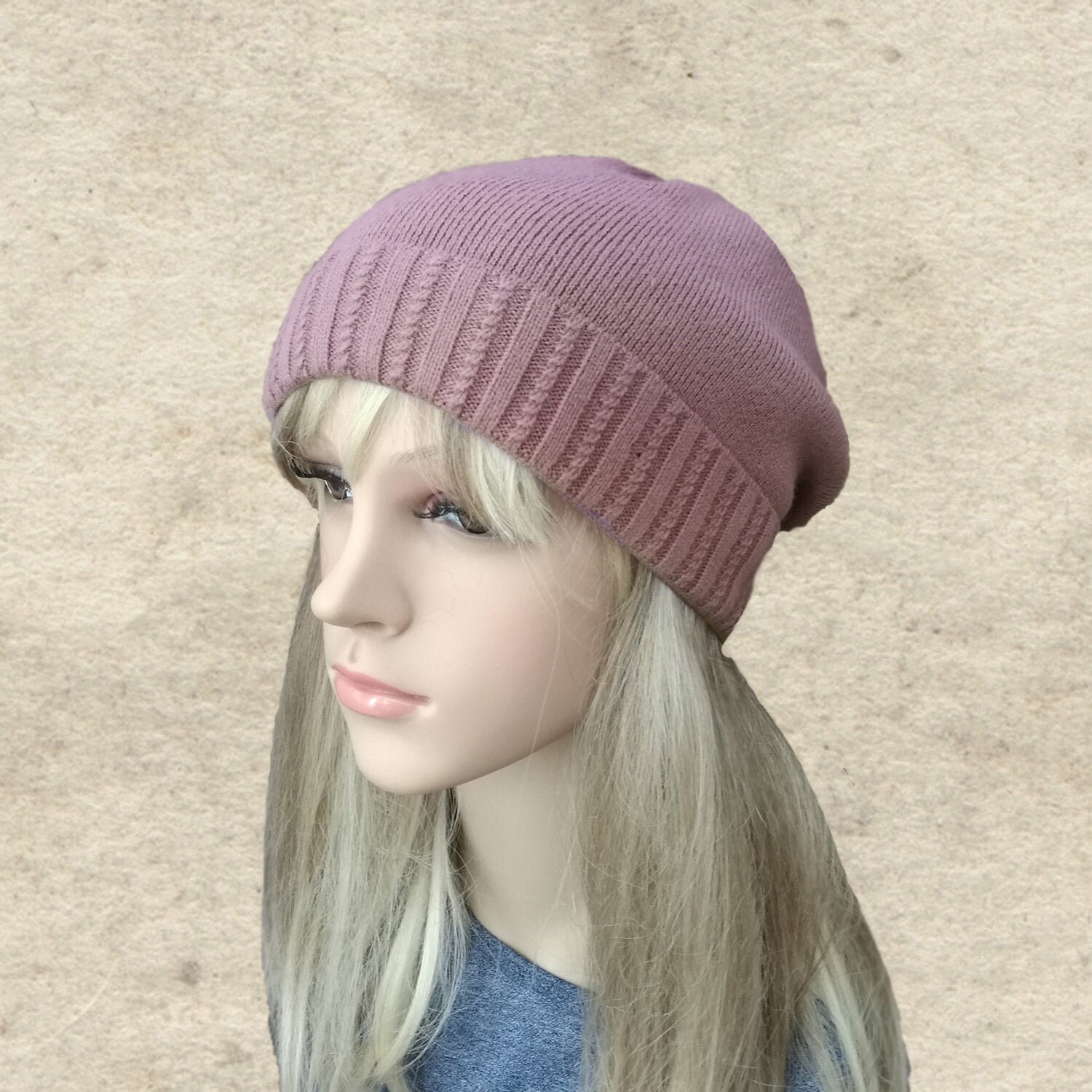 Gestrickte Slouchy Beanie-Mütze Mit Blume Leichte Kappe Aus Wollmischung von BrimDream