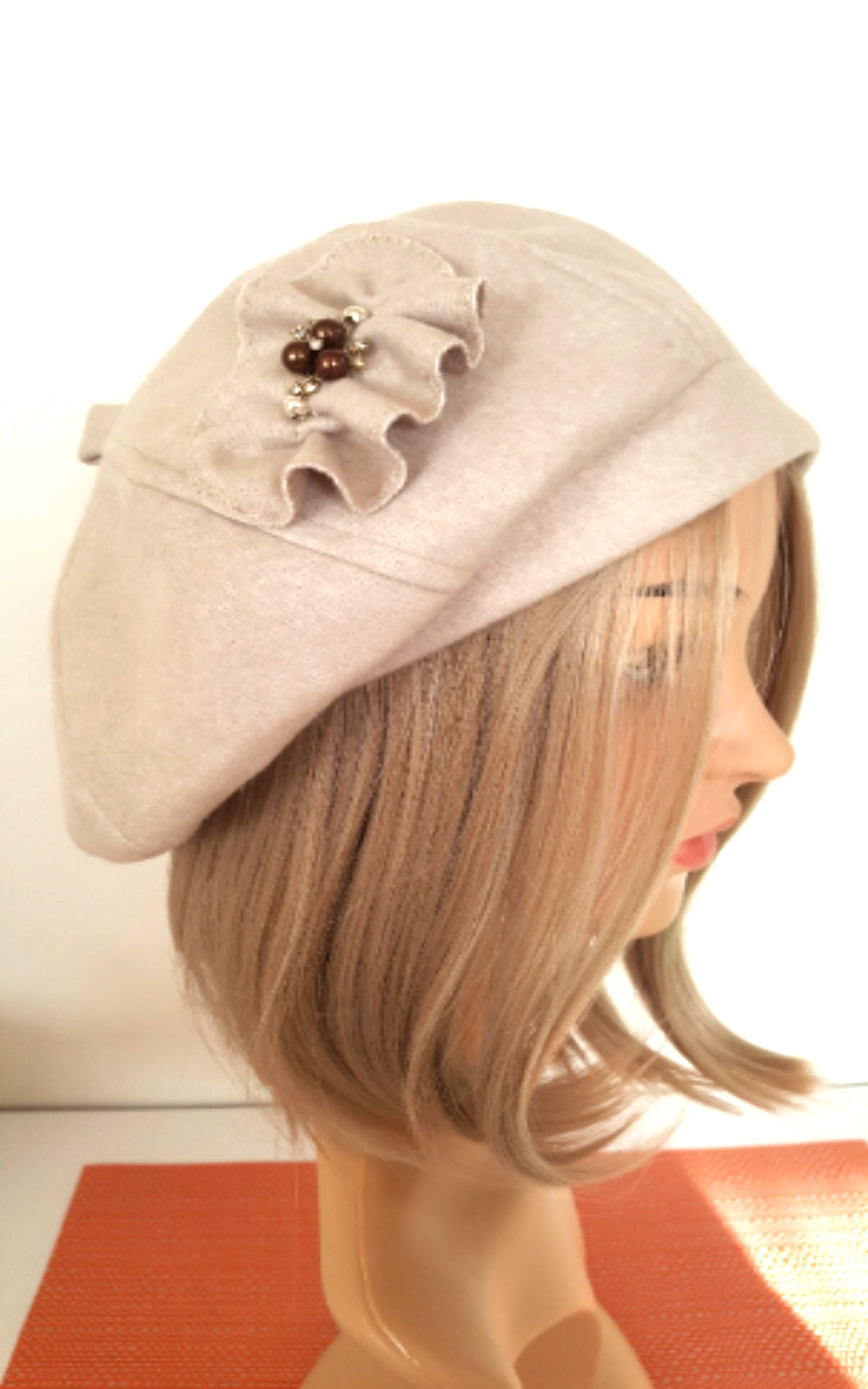 French Beret Damen, Baskenmütze Mit Applikation, Gr. 59-61, Barett Wintermütze, Hut von BrimMagic