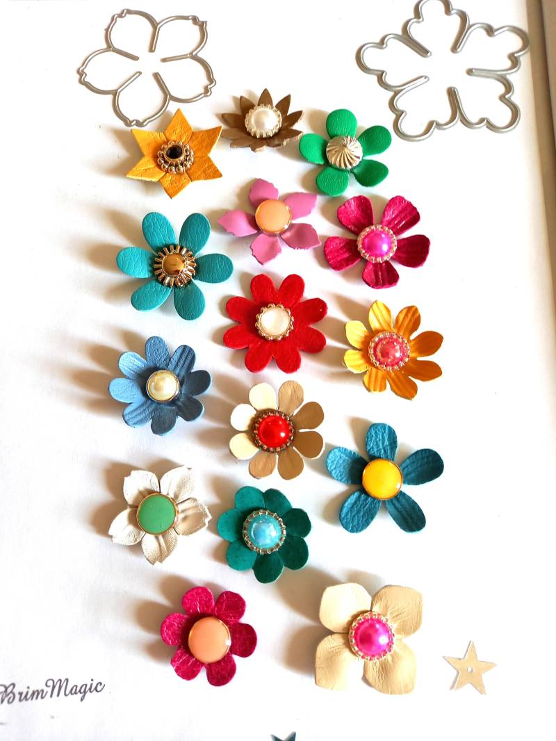 Hübsche Kleine Lederblumen; 15 Typen Blumen, Handmade Hübsche Kleine Lederblumen; 15 Typen Blumen, Handmade von BrimMagic