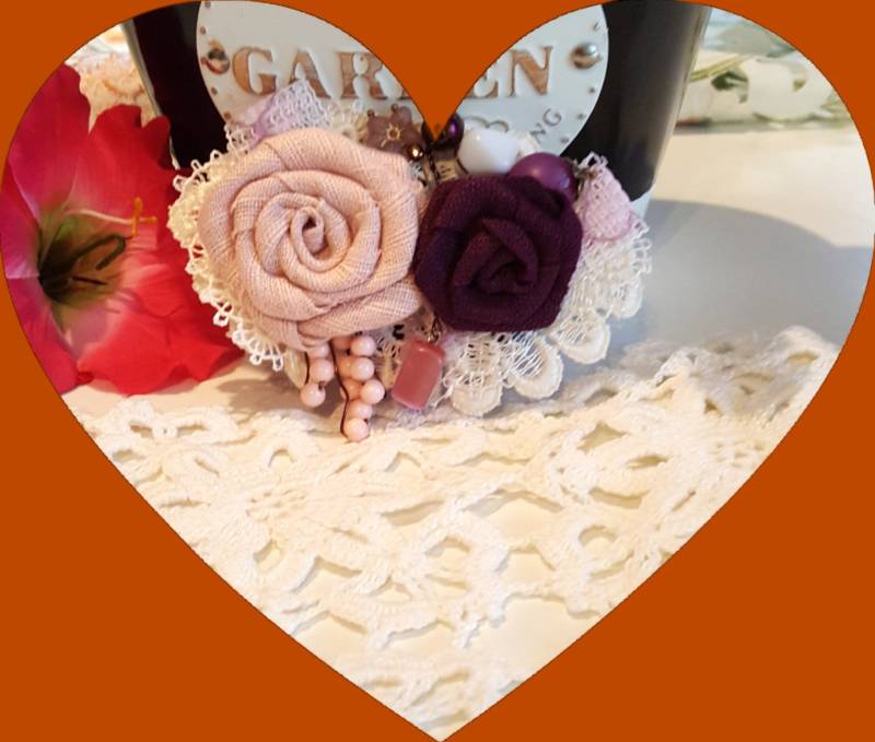 Niedliche Brosche Mit Leinenrosen Perlen in Bronze Und Rosa, Stoffbrosche Frauen, Muttertaggeschenk von BrimMagic