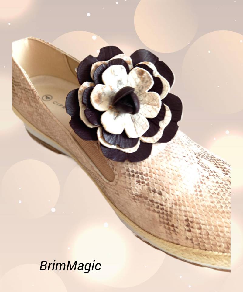 Schöne Lederblumen Für Schuhe Damen, in Mehreren Farben; Handmade Schöne Lederblumen Für Schuhe Damen, in Mehreren Farben; Handmade von BrimMagic