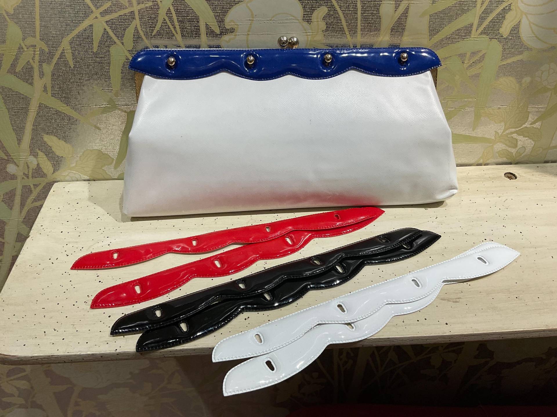 60Er Jahre Vintage Portemonnaie Mit Austauschbarer Bogenkanten-Borte von BriniMaxwell