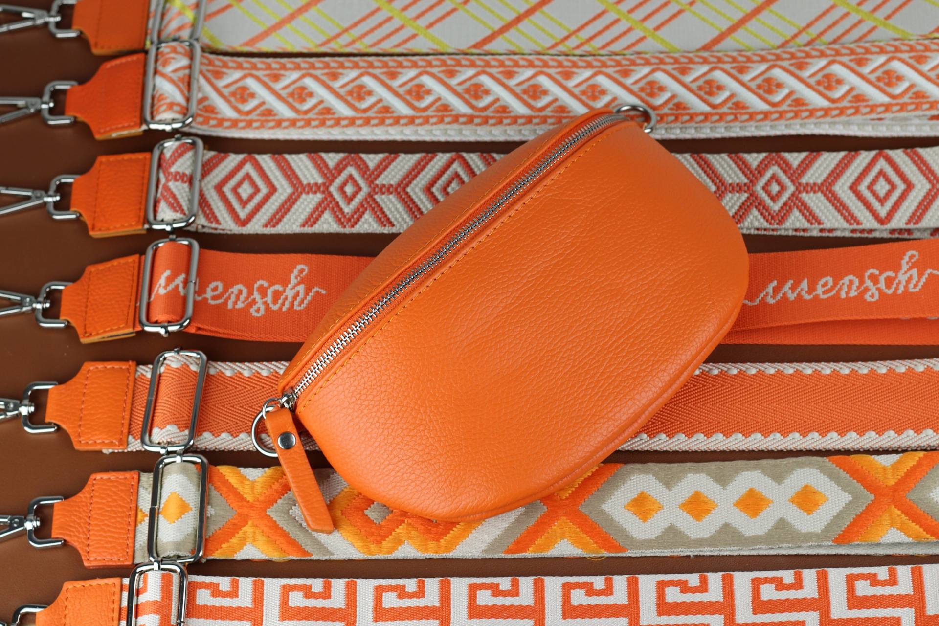 Leder Crossbody Bag Orange, Bauchtasche Mit Riemen Aus Leder, Echtleder Schultertasche, Geschenk Für Sie von BriseLeather