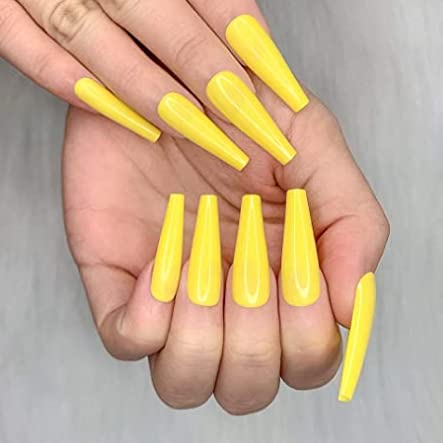 Brishow Sarg Künstliche Fingernägel Lange Falsche Nägel Reine Farbe Stick on Nails Ballerina Glänzende Vollabdeckung Acryl Falsche Nagelspitzen 20Pcs für Frauen und Mädchen (Gelb) von Brishow