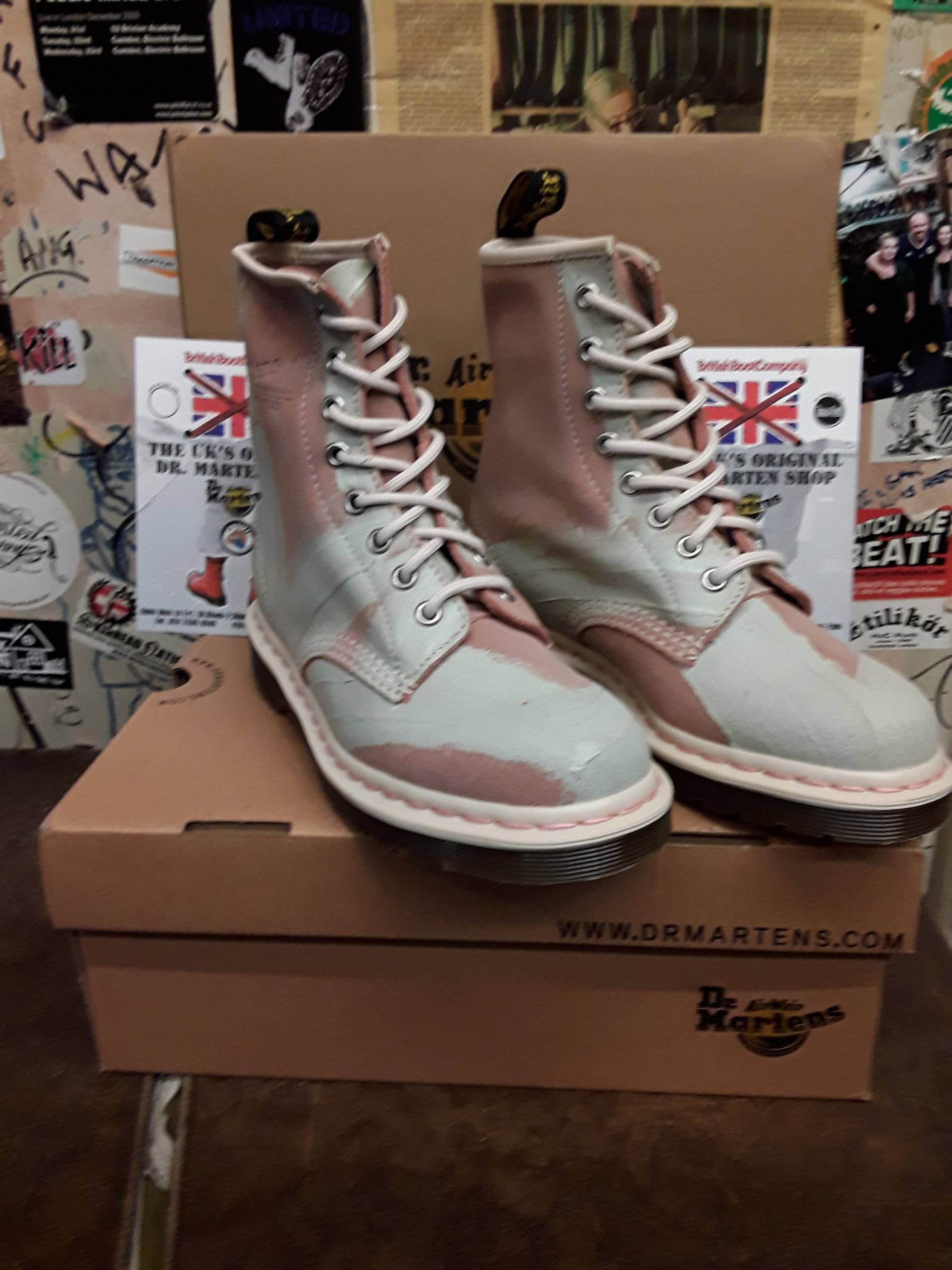 Dr Martens 1460 Salmon Creek Road Verschiedene Größen von BritishBootVintage