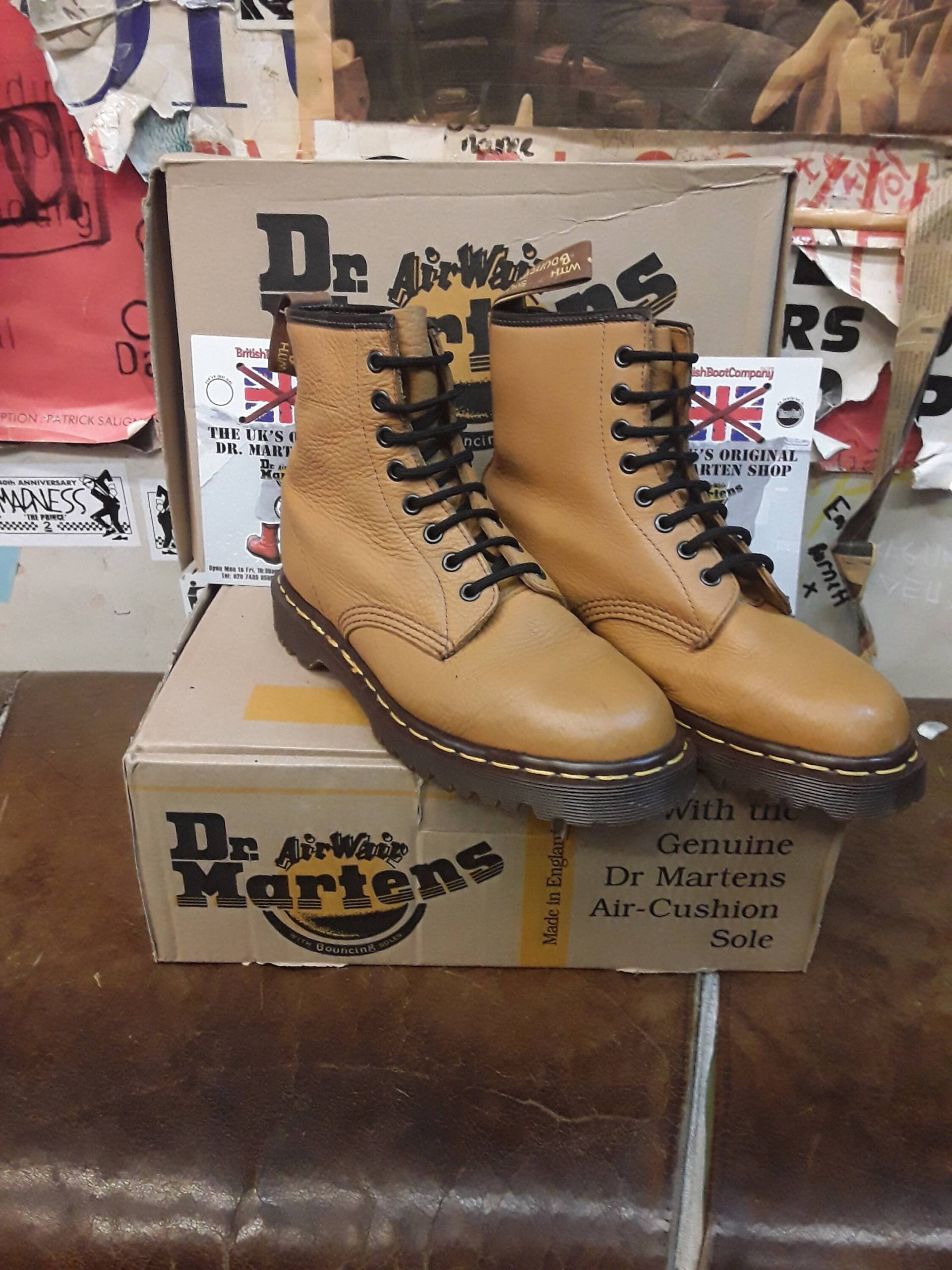 Dr Martens 1460Z Ben Tan Grizzly Made in England Gr. 5, 5 von BritishBootVintage