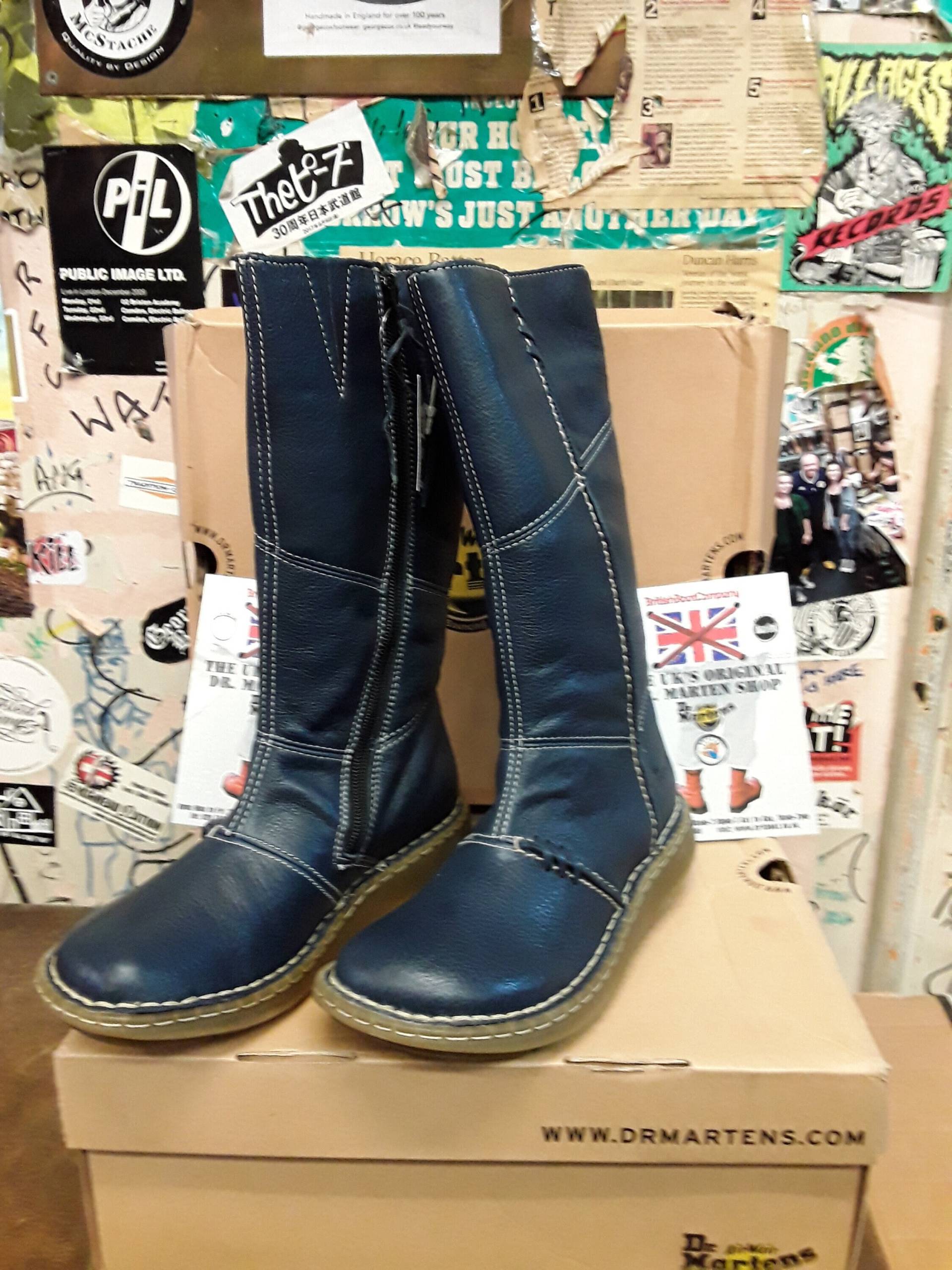 Dr Martens Authentic, Größe Uk3, Wedge Boots, Damenkleid Blues, Lederstiefel/3A63 von BritishBootVintage