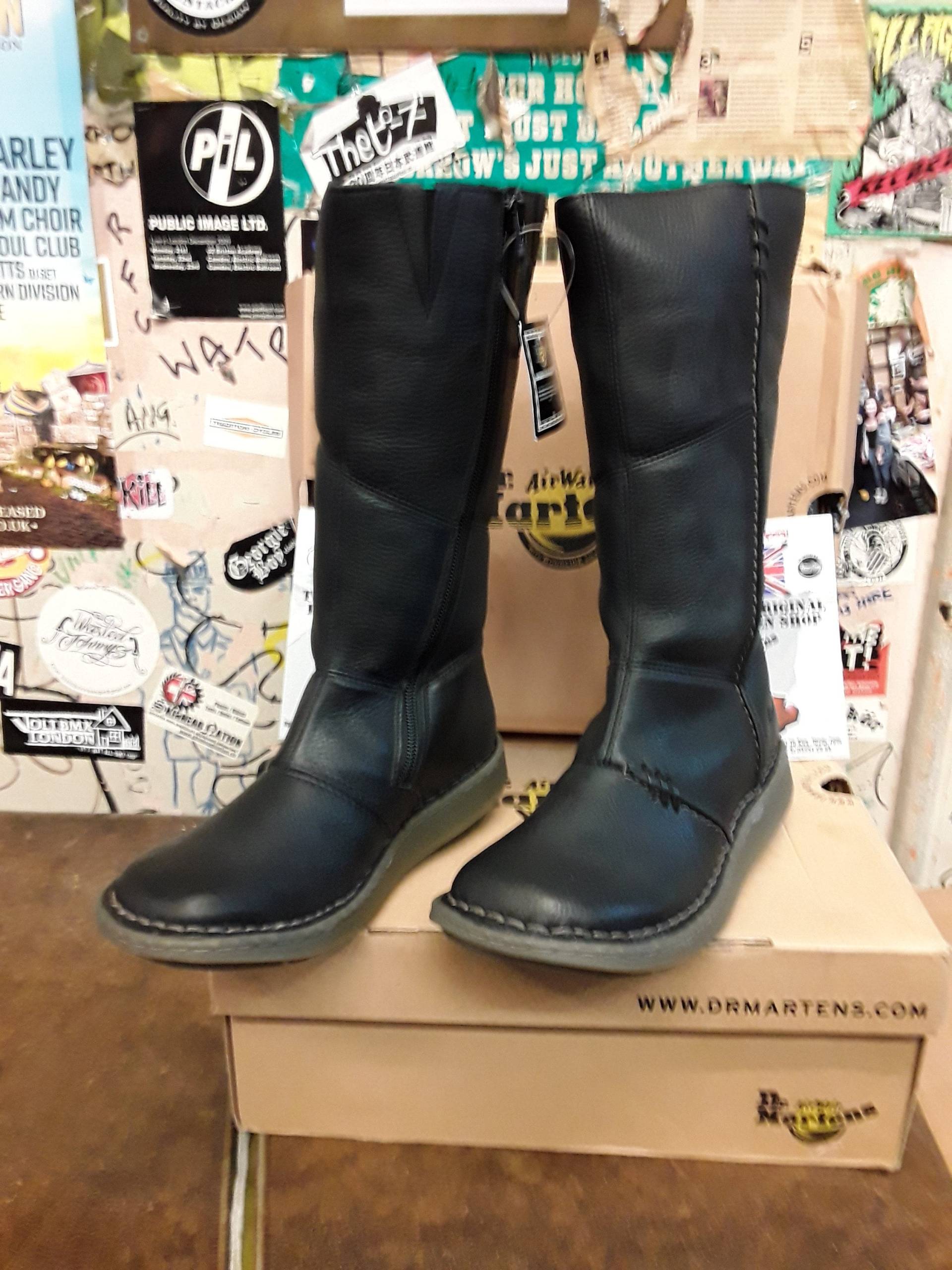 Dr Martens Authentic, Größe Uk4, Wedge Boot, Schwarzer Grizzly, Damen Lederstiefel/3A63 von BritishBootVintage